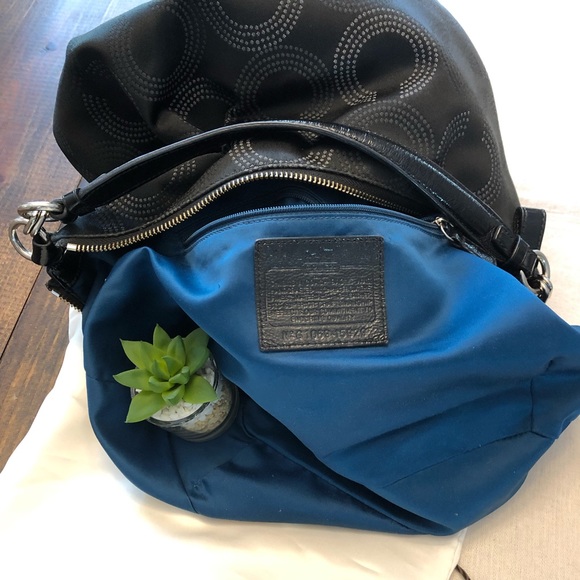 Black Coach purse - Picture 2 of 13